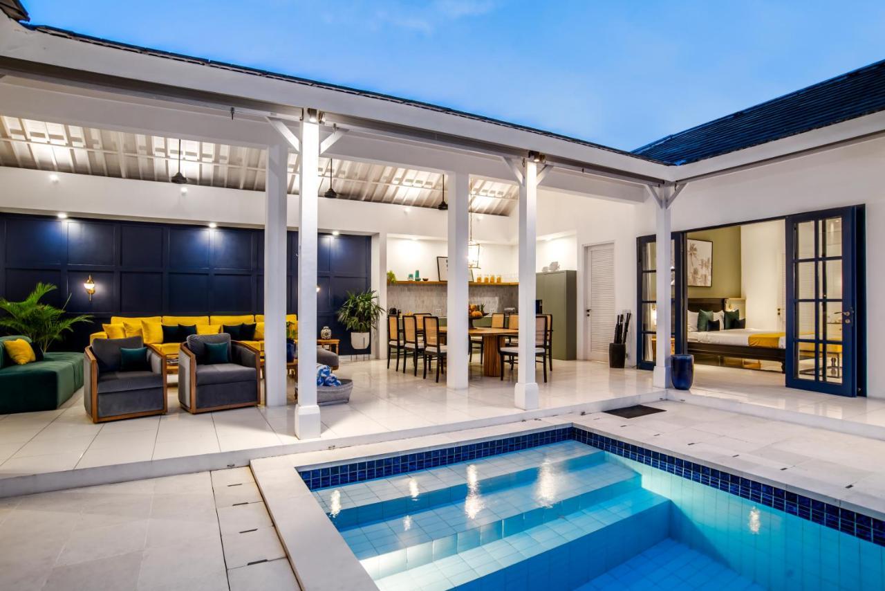 The Beach House Canggu Buitenkant foto